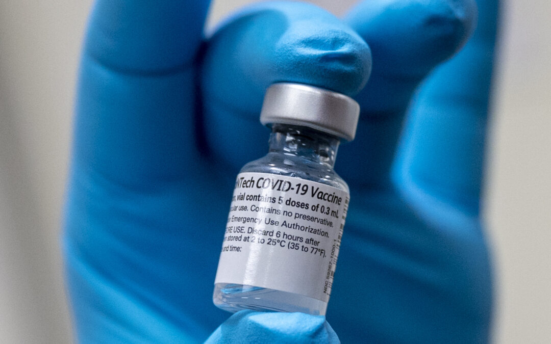 Nouveaux vaccins COVID-19: dangers vs avantages
